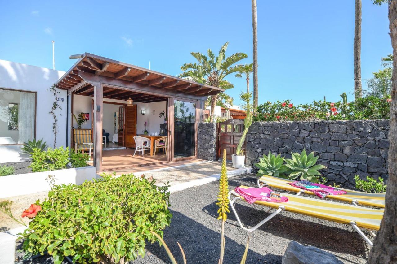 Bungalow Playa Bastian Costa Teguise Kültér fotó